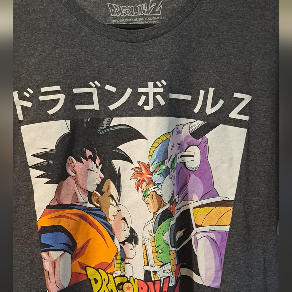 DragonBall Z graphic vintage graphic tee. No stanis, no rips